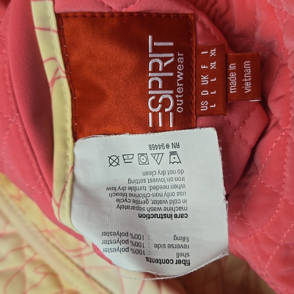 Esprit Large REVERSIBLE Jacket - Picture 3 of 5